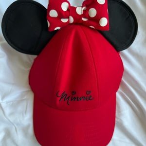 Disney Minnie Mouse hat with ears & Red and White polka dot bow!! 💝🎀💝
